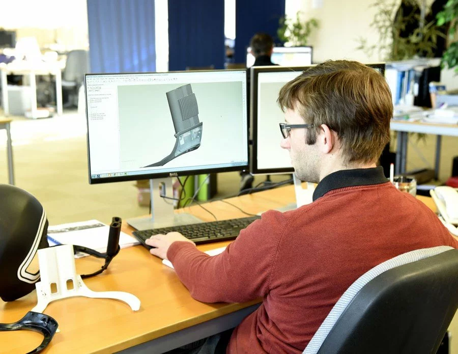 Reverse Engineering Service